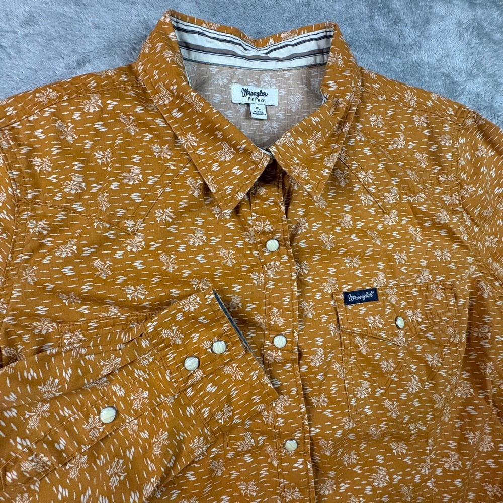 Wrangler Retro Women's XL Orange Floral Western Pearl Snap Cowgirl LS Shirt